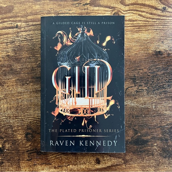 Plated Prisoner - Gild by Raven Kennedy - Paperback Book - Picture 1 of 4